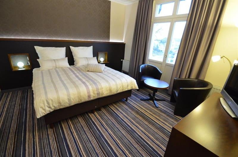 Hotel Residenz Waldkrone Ostseebad Kühlungsborn Extérieur photo